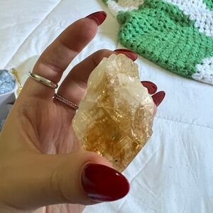 yellow calcite